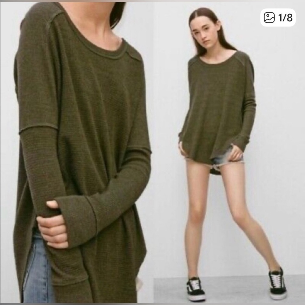 Aritzia TNA Alder Olive Green Waffle Knit Long Sleeve Thermal Top